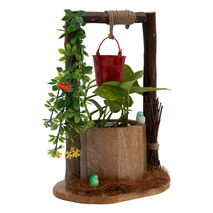 Wishing Well Planter with Floral Vine